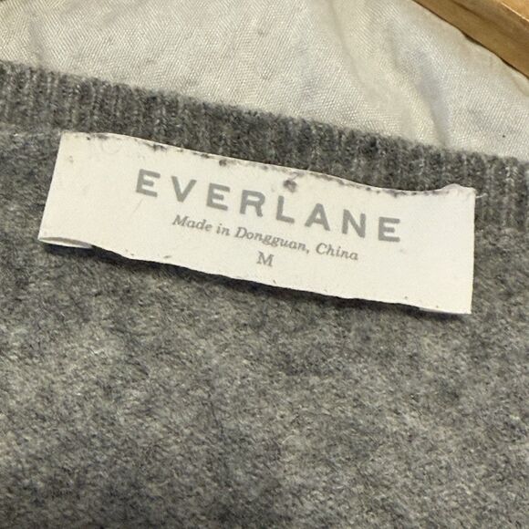 Everlane 100% Cashmere Gray V-Neck Sweater Women CASHMERE CROPPED HIGH-V SWEATER - Picture 7 of 10